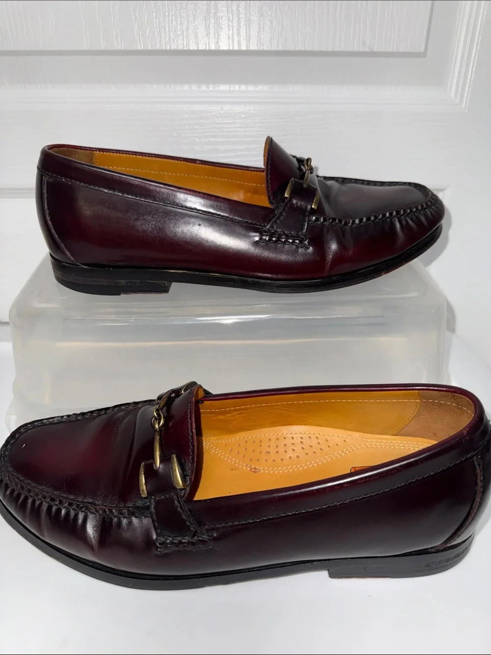 Men’s 9M Cole Haan Burgundy Leather Bit Loafers with Brass Hardware